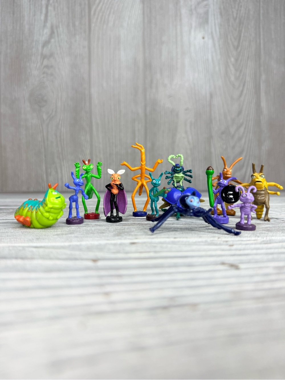 Vintage Disney Pixar a bigs life miniature figurines playset 12 toy figurines